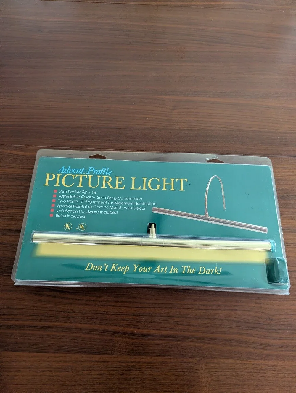Advent Profile Picture Light 16